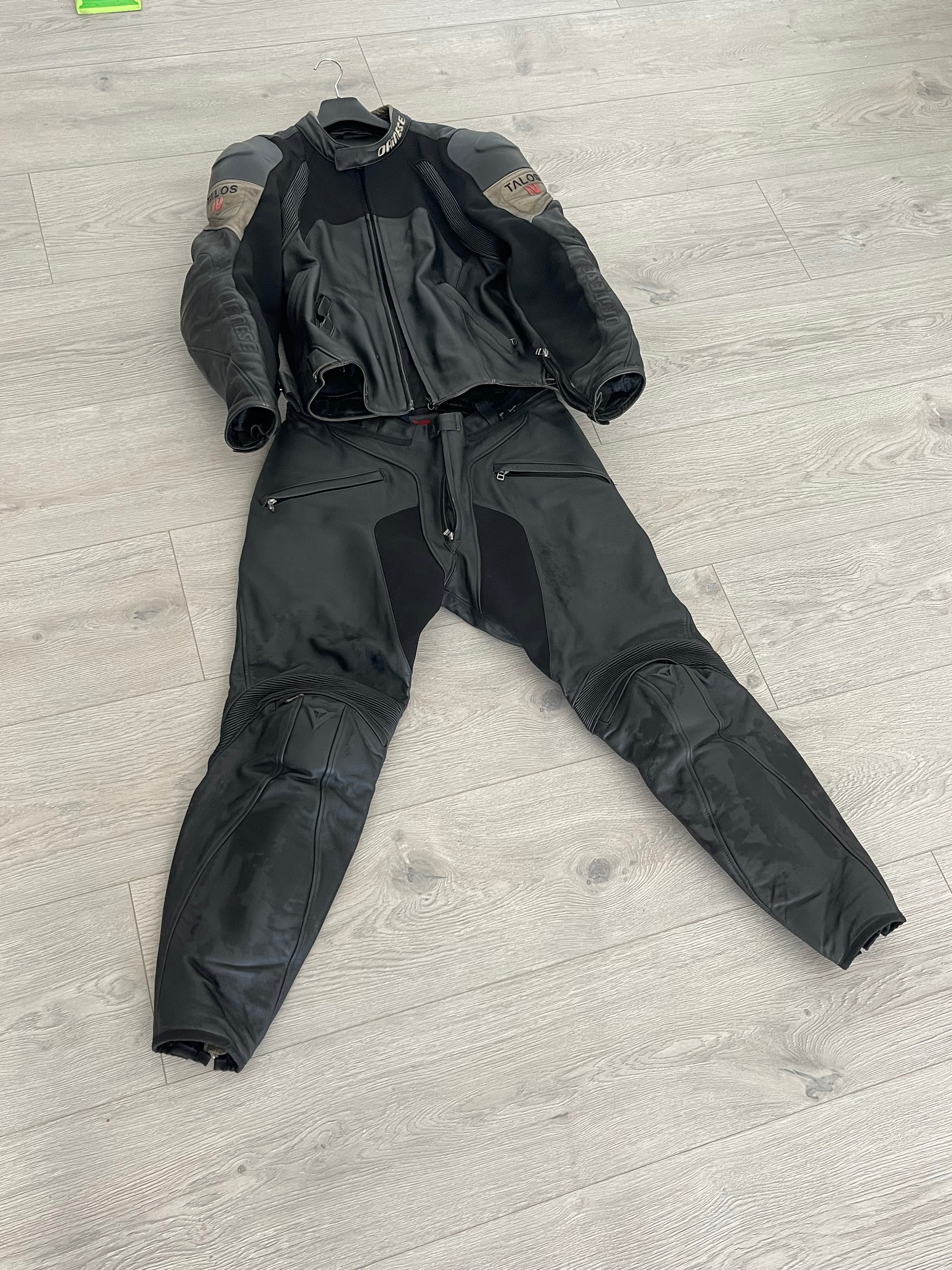 Conjunto Dainese Talos IV com pouco uso