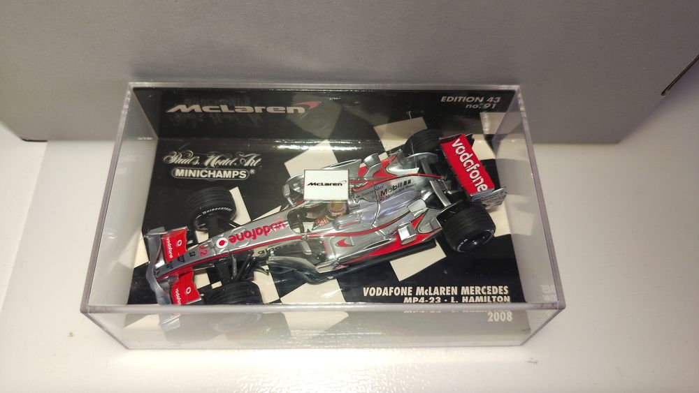 Miniaturas F1 - Lewis Hamilton