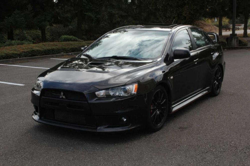 Mitsubishi Lancer Evolution GSR      2014