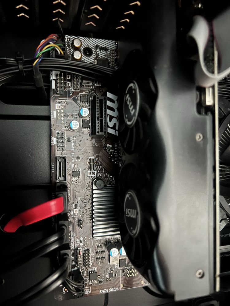 Komputer Intel Core i5 7400 3.00GHz,  pamieć RAM 8GB DDR4 17000 DIMM