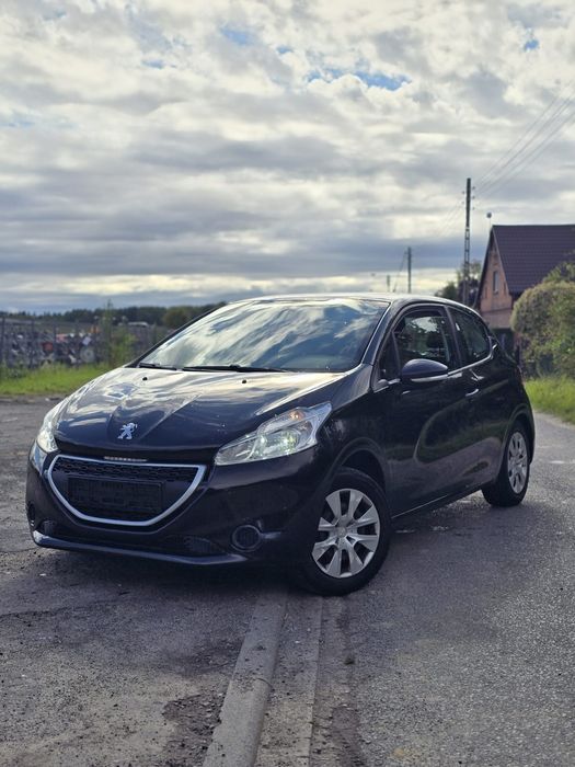 Samochód osobowy Peugeot 208 1.0 benzyna