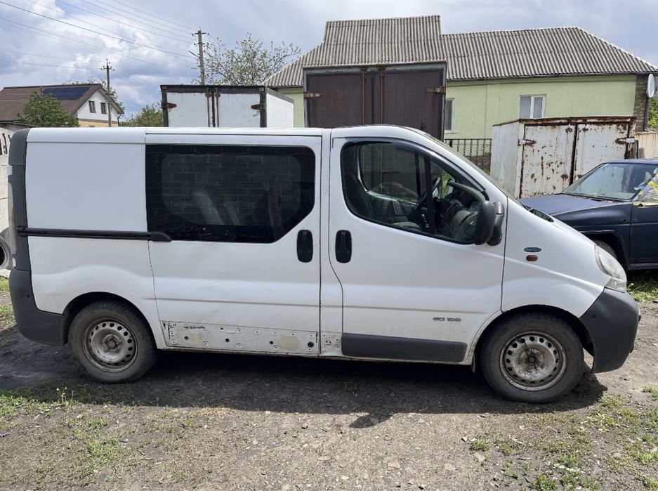 Продам микроавтобус Renault Trafic