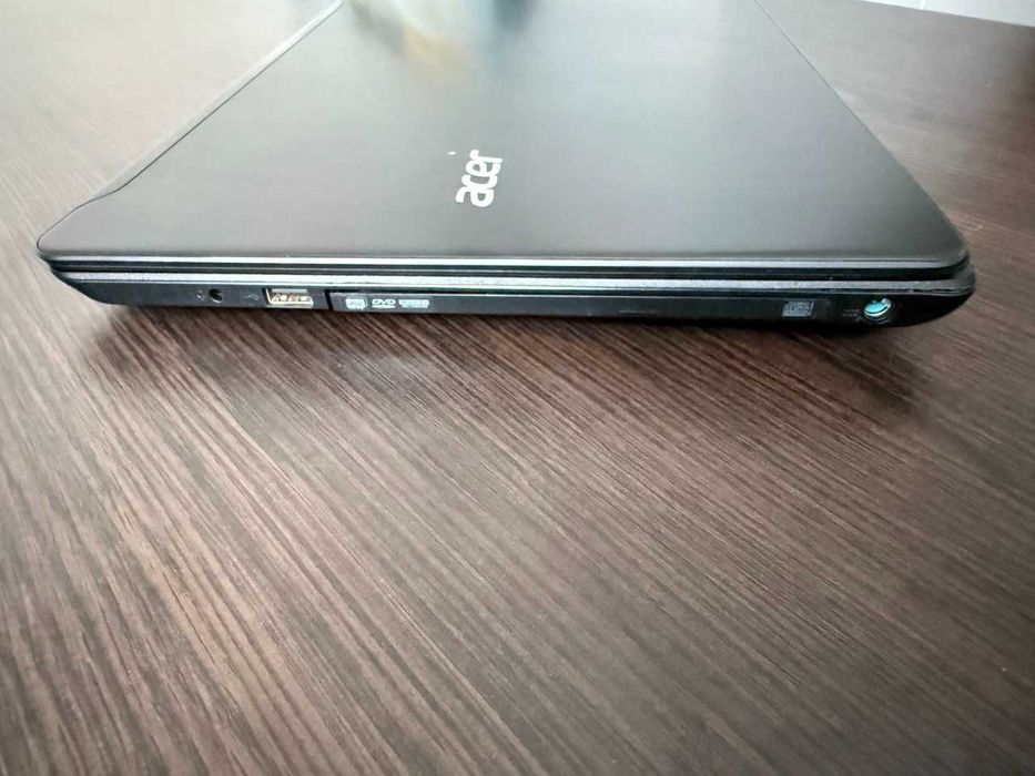 Ноутбук Acer Aspire F5-573G-73AC (NX.GFJEU.015) Obsidian Black