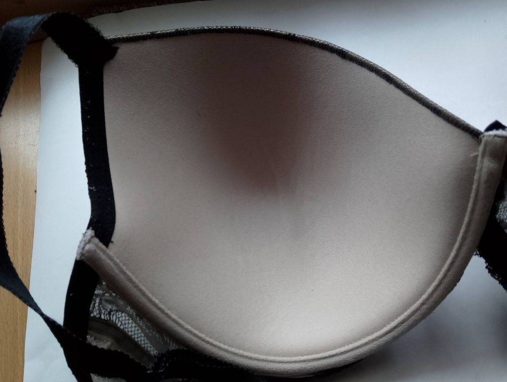 Stanik 100C Bonprix. Stan bardzo dobry -