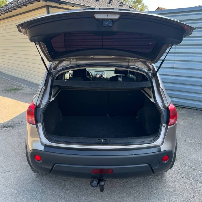 Продам Nissan Qashqai 1.5 tdi 2008