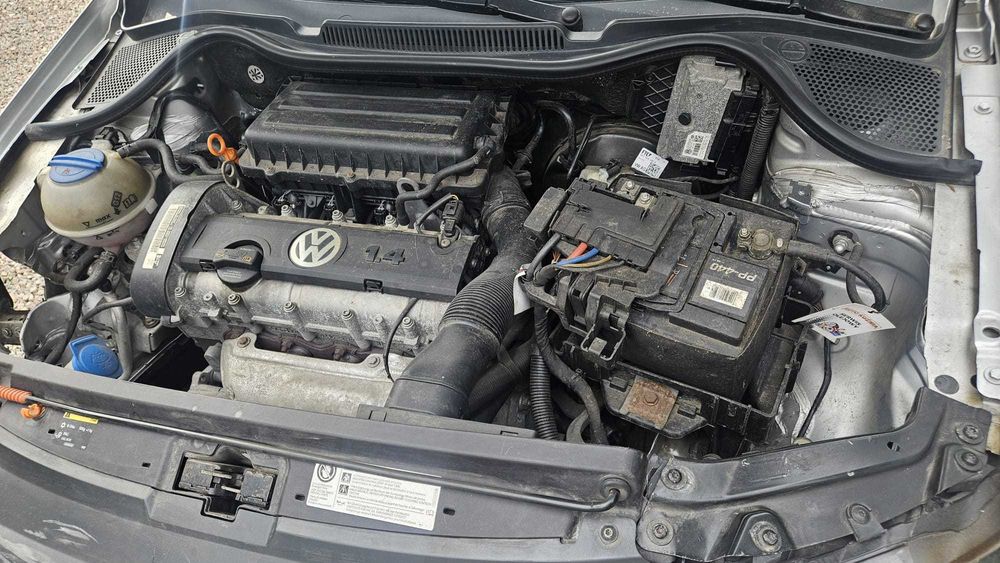 Volkswagen Polo V-   Po Stłuczce