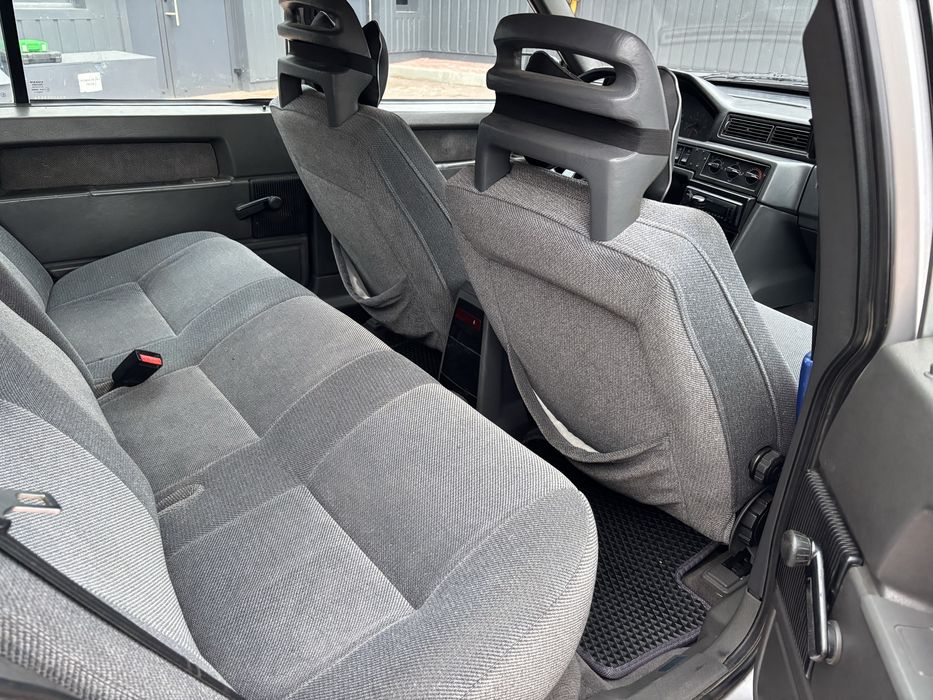 Продам Volvo 940 2.3 turbo(турбо) 1992 год выпуска,сел и полетел.