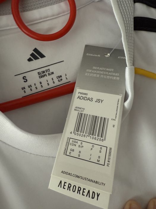 Nowa koszulka piłkarska Real Madryt 25/26 domowa biała rozmiar S