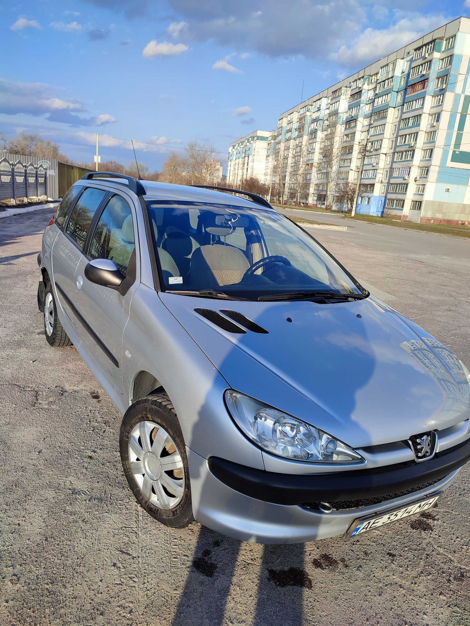 Продам peugeot 206 sw 2003р дизель 1.4