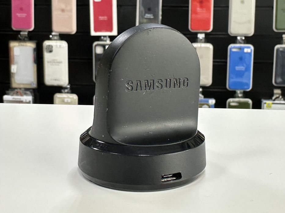 Samsung Galaxy Watch зарядка