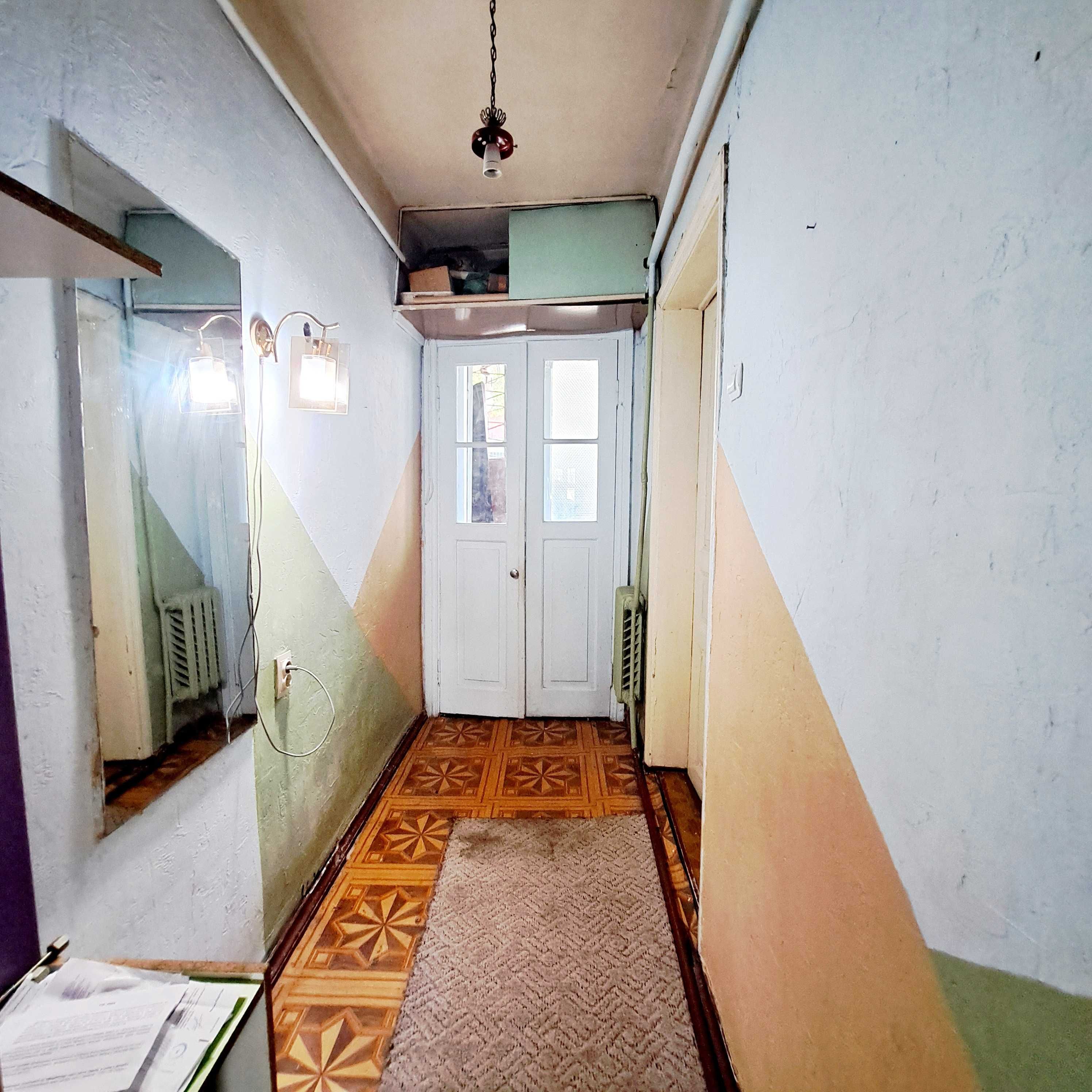 Продам 2 комнатную квартиру в центре Одессы