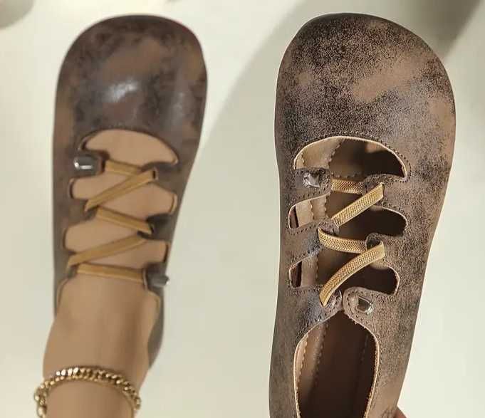 Brązowe buty na z gumką w zygzak r. 38 (24,2 cm)