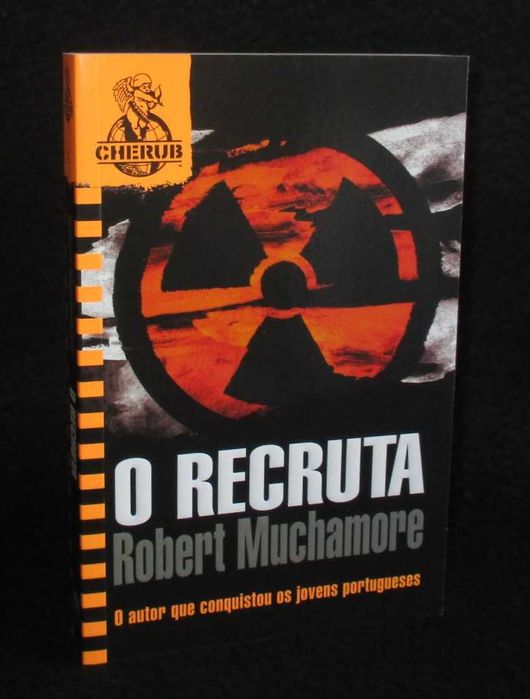 Livro O Recruta Robert Muchamore