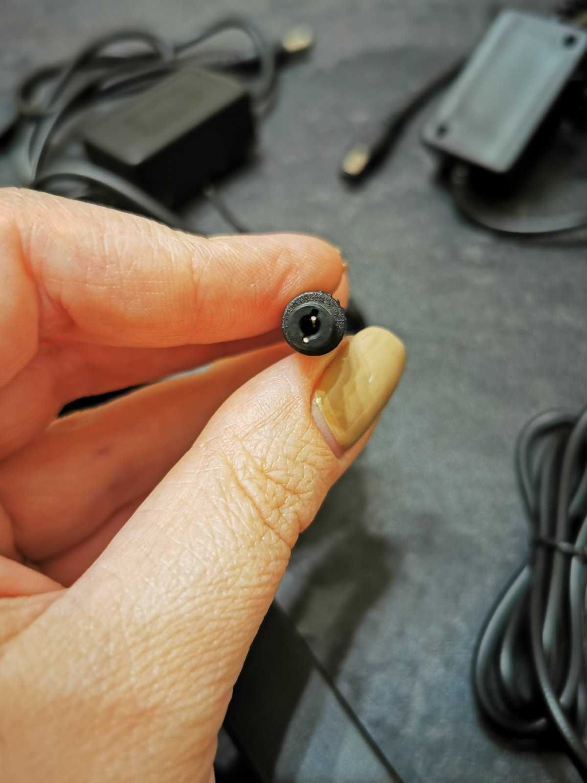 Продам кабель USB на DC для роутера на 9v и на 12v