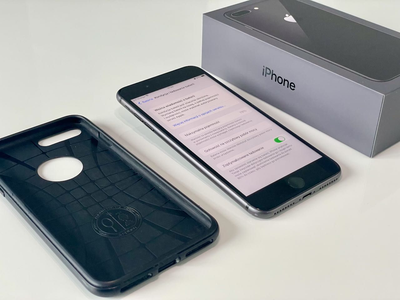 iPhone 8 Plus (duży) 1-szy właściciel, stan bdb, nigdy nie naprawiany!