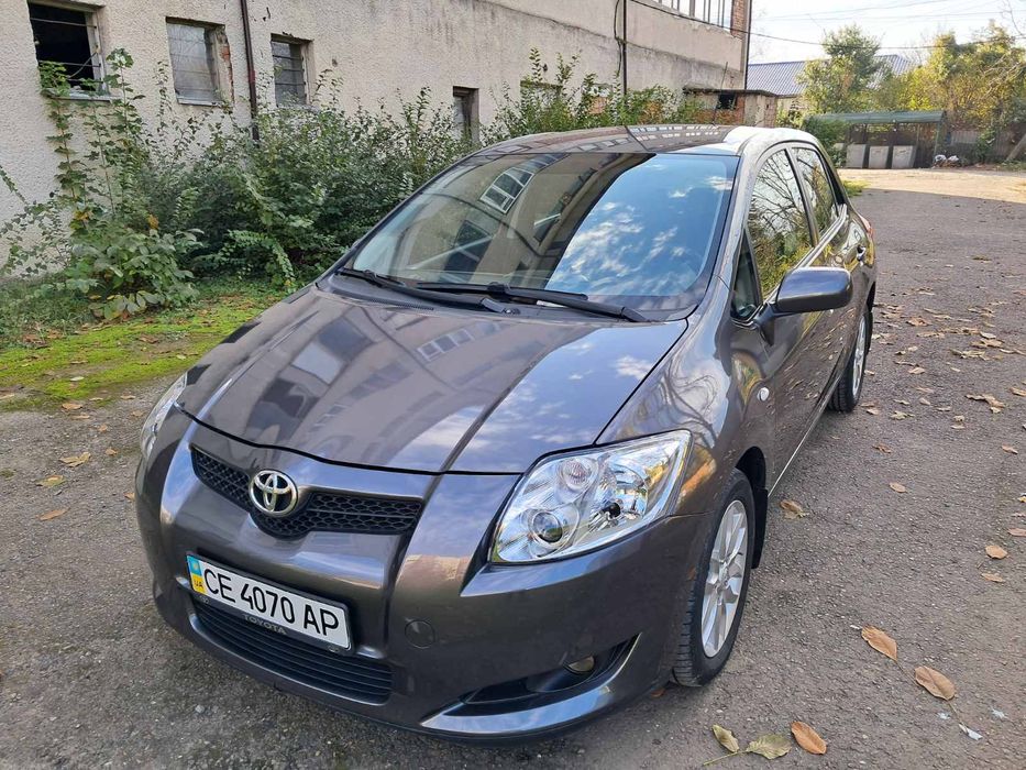 Toyta 2008г 1.6 бензин.