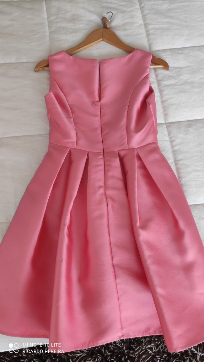 Vendo vestido em excelente estado