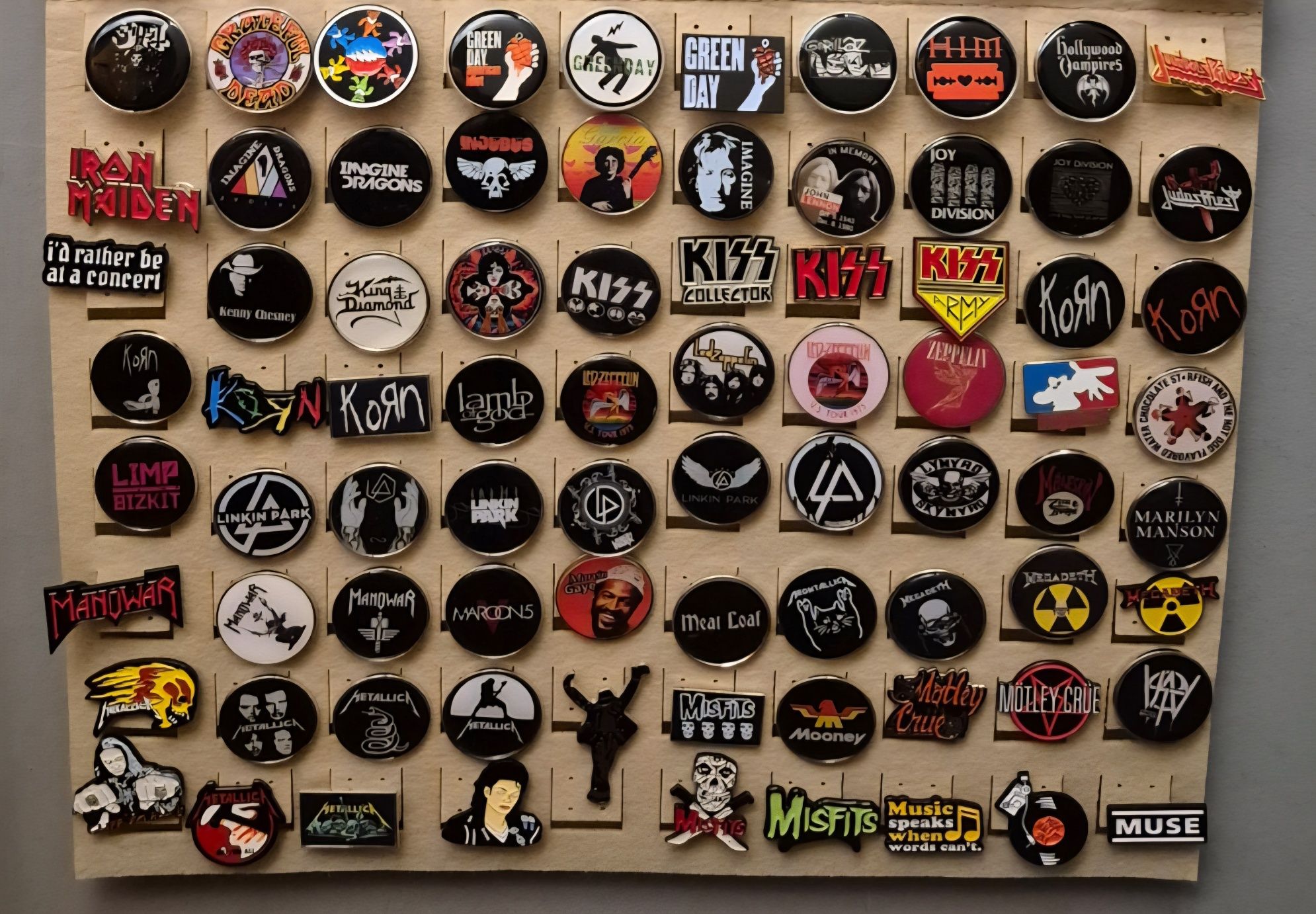 1/2 Pins de Bandas Rock Metal