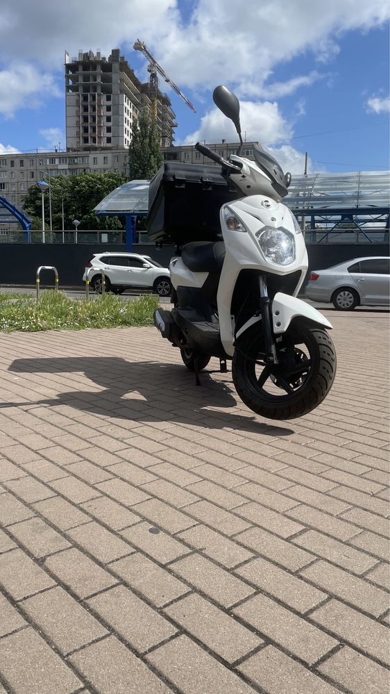 Продам скутер Sym-x Pro 125