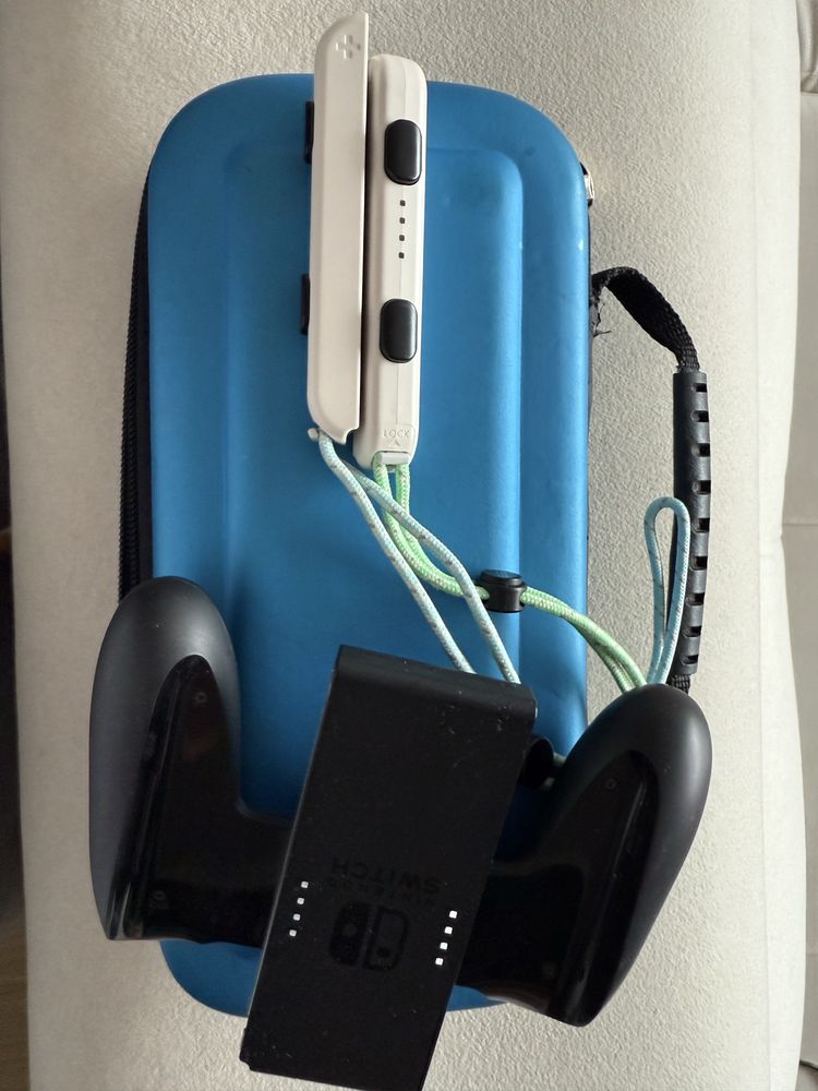 Konsola Nintendo Switch v2 ACNH edycja limitowana + etui