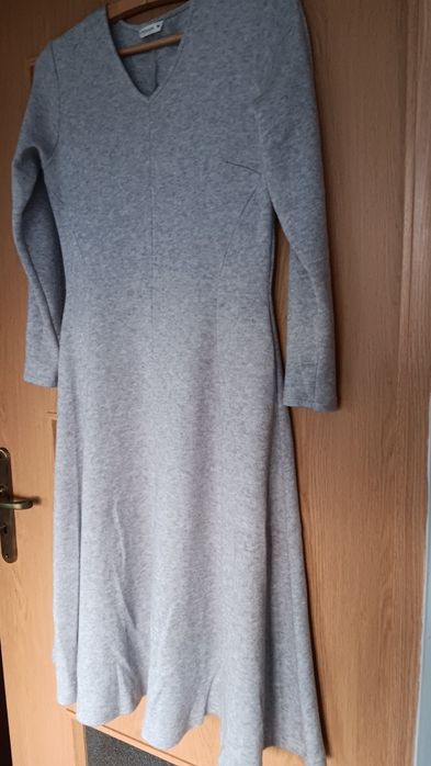 Sukienka dzianinowa Tatuum r M
