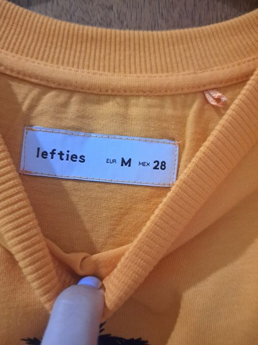 T shirt  lefties