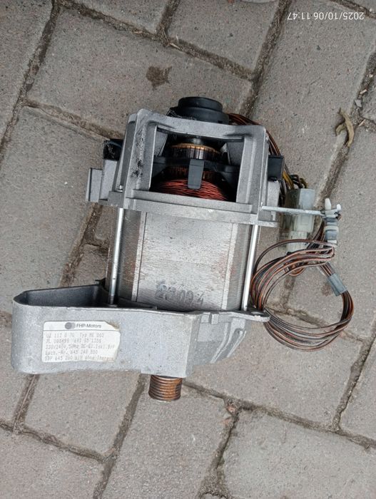 Мотор двигун на пральну машину АЄГ пралку AEG  стиральную машину АЕГ