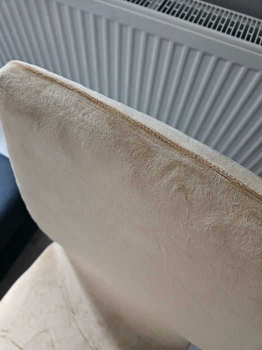 Pokrowce na krzesła miękkie welurowe beżowe 4 sztuki komplet