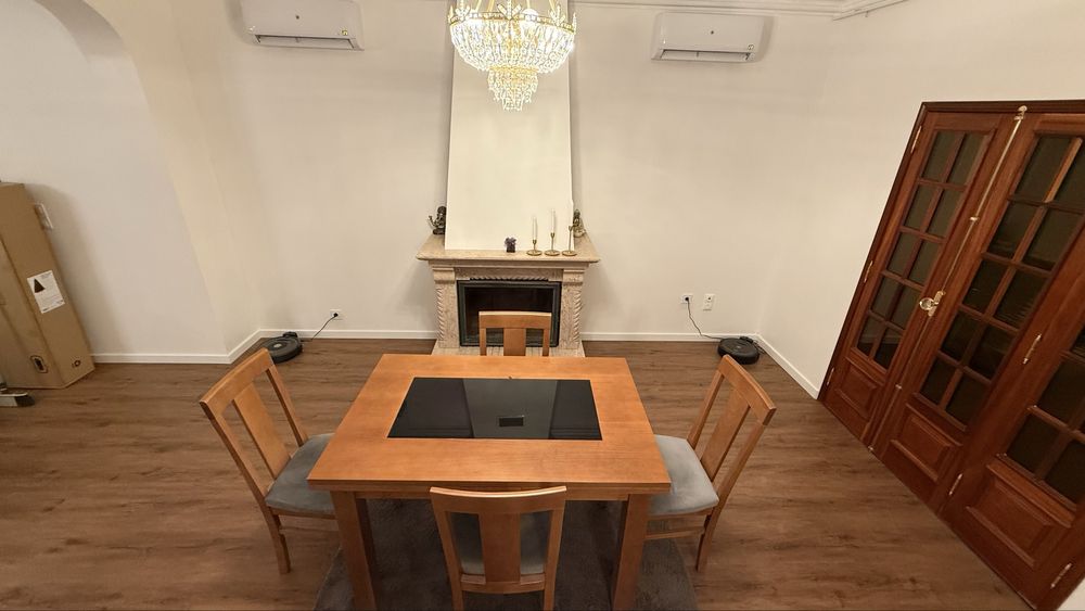 Mesa Jantar Madeira 1,20 extensivel com 4 cadeiras