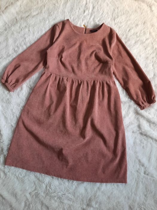Вельветова жіноча сукня