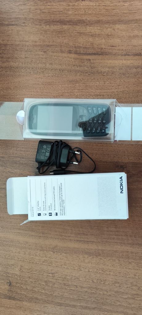 Телефон Nokia 6310