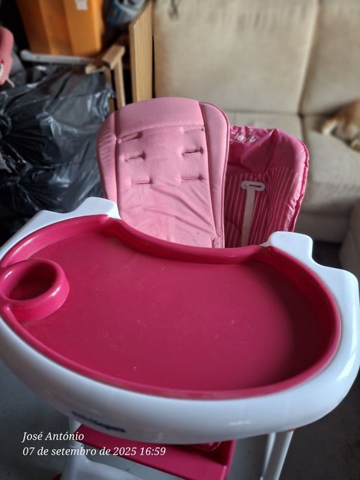 Cadeira de refeições para bebés