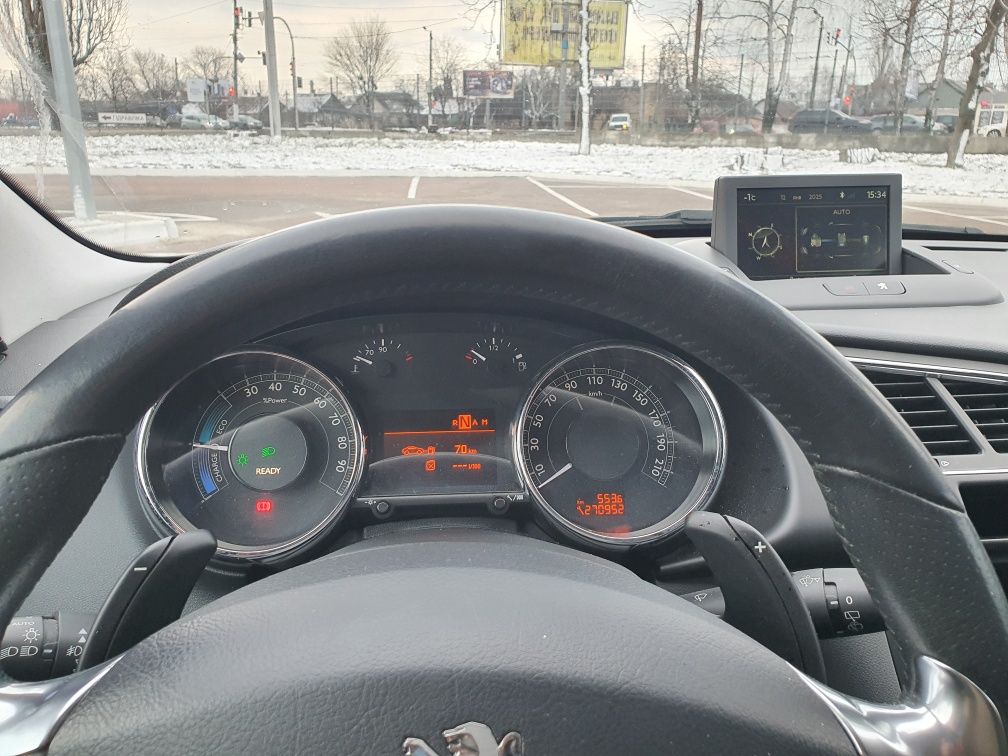 Peugeot 3008 2013 гібрид (HEV) 2.0л