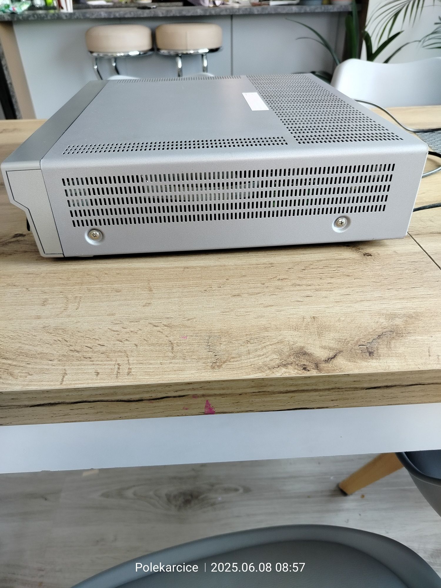 JVC amplituner kina domowego