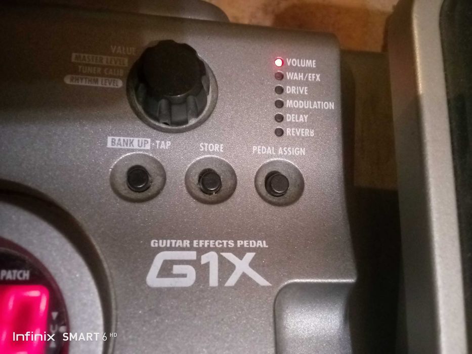 Pedał efekt gitarowy ZOOM G1X + zasilacz + kabel połączeniowy