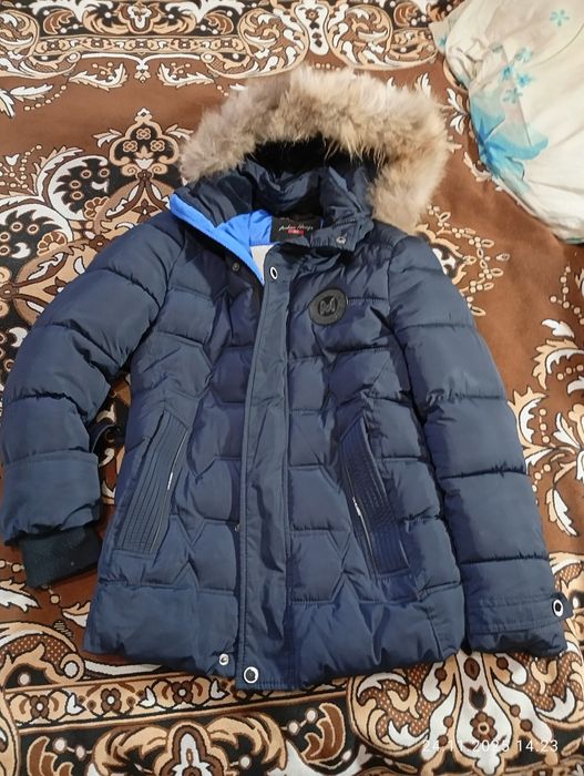 Зимовий пуховик, курточка на дитину 5-9 років, дуже якісна