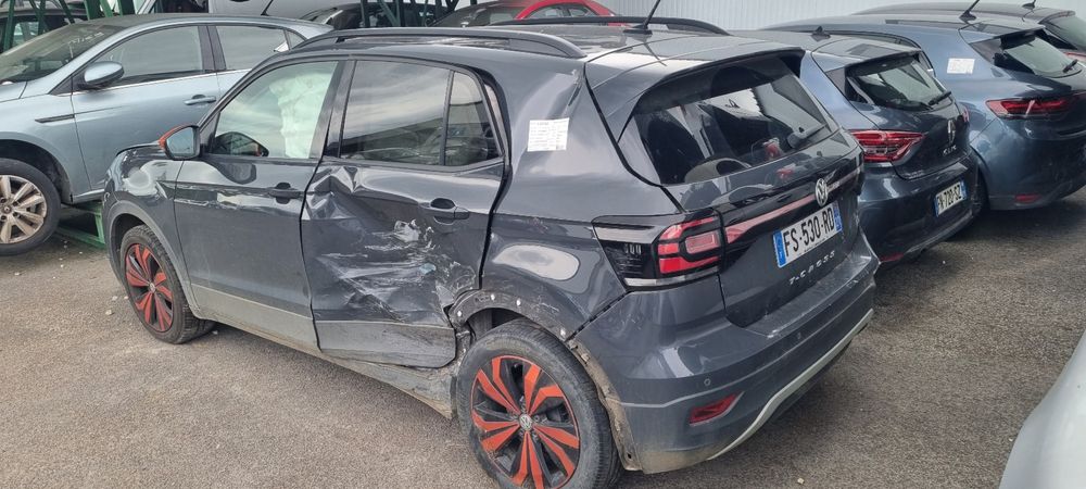Vw t-cross 1.0 tsi uszkodzony