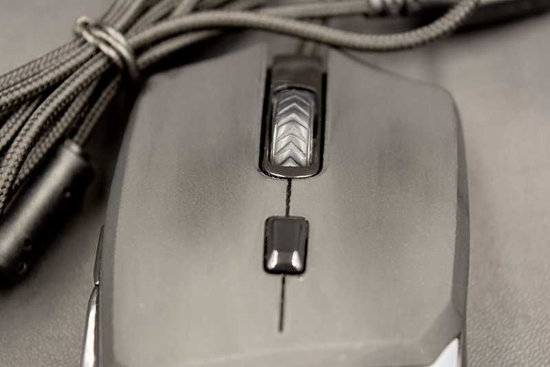 Rato com Cabo USB Gaming da Fantech