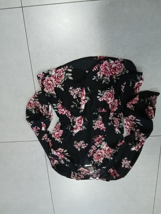 Paka ubrań damskich