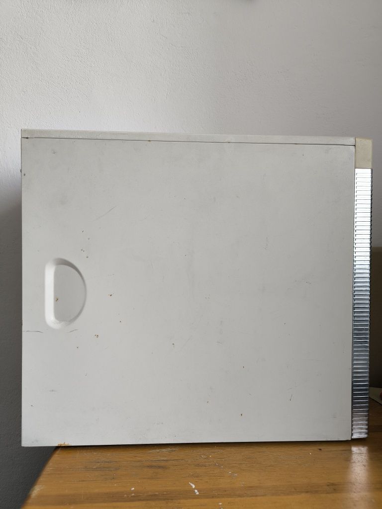 Komputer stacjonarny retro vintage Celeron GE Pro-HT