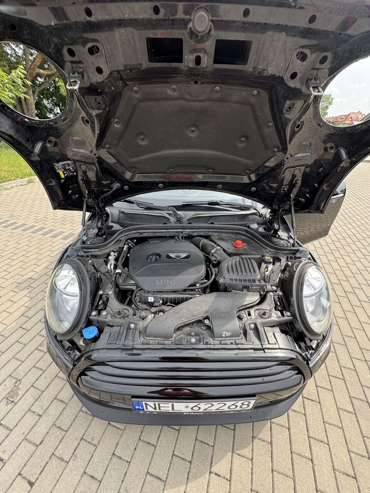 Mini Cooper F55 1.5 TwinPower Turbo automat 136KM