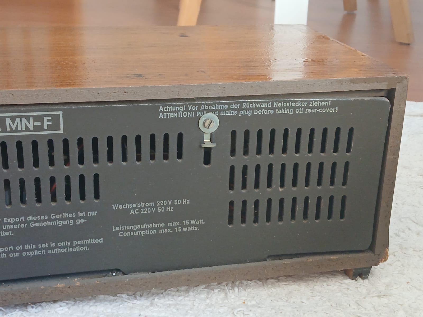 Rádio vintage da SABA
