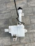 Zbiorniczek spryskiwaczy Opel Corsa E