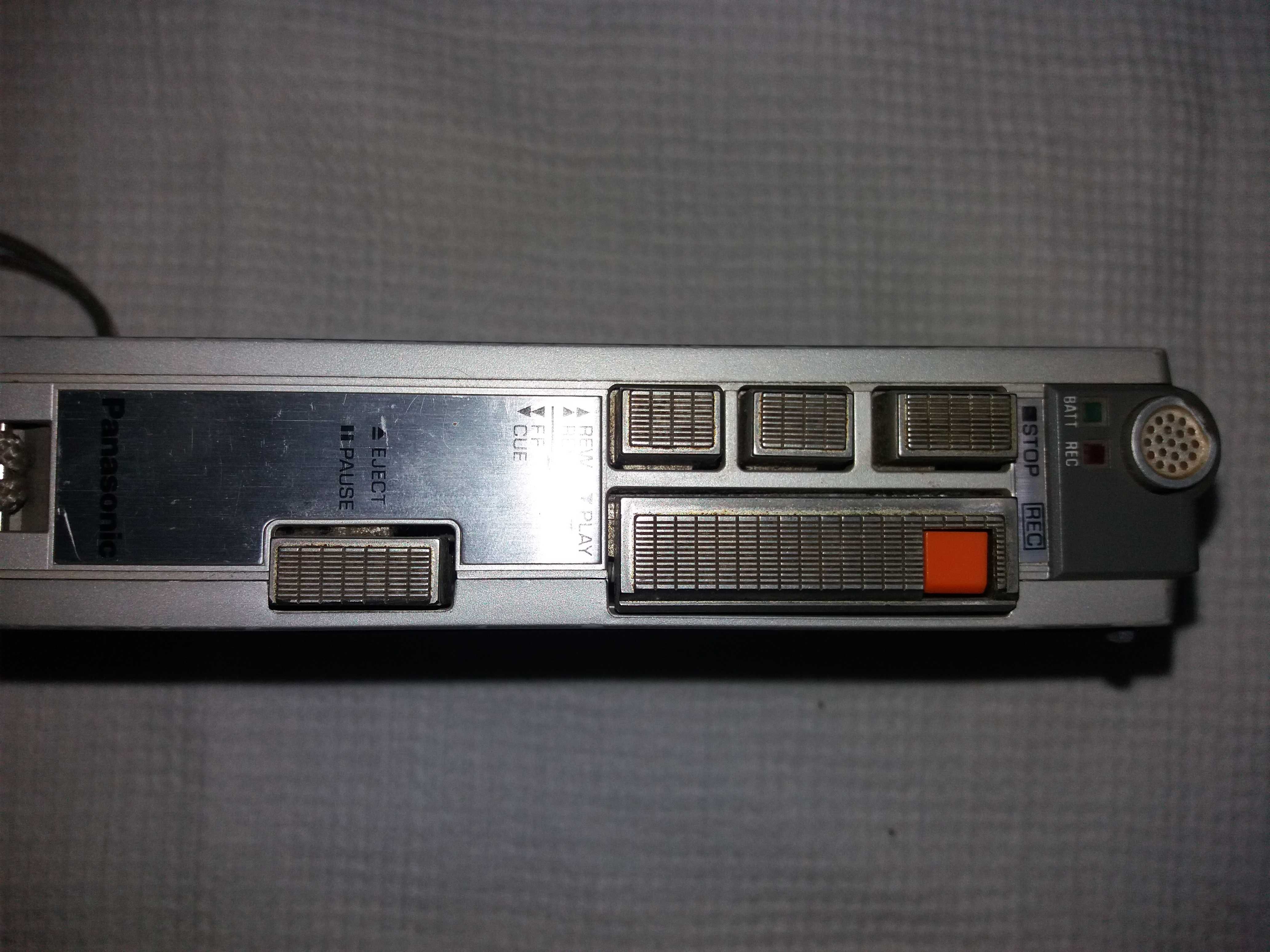 Касетный магнитофон (диктофон) Panasonic RQ - 356A  Made in Japan