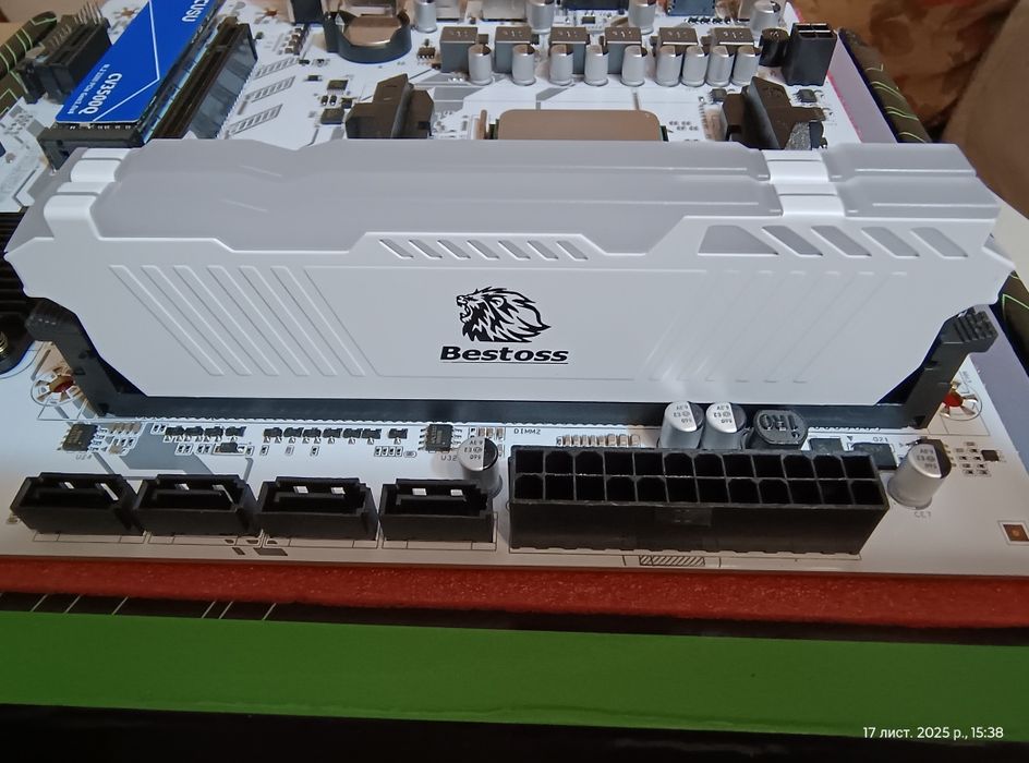 Ryzen 5500 / AM4 B450 / 32 GB (2х16) DDR4 з RGB підсвіткою