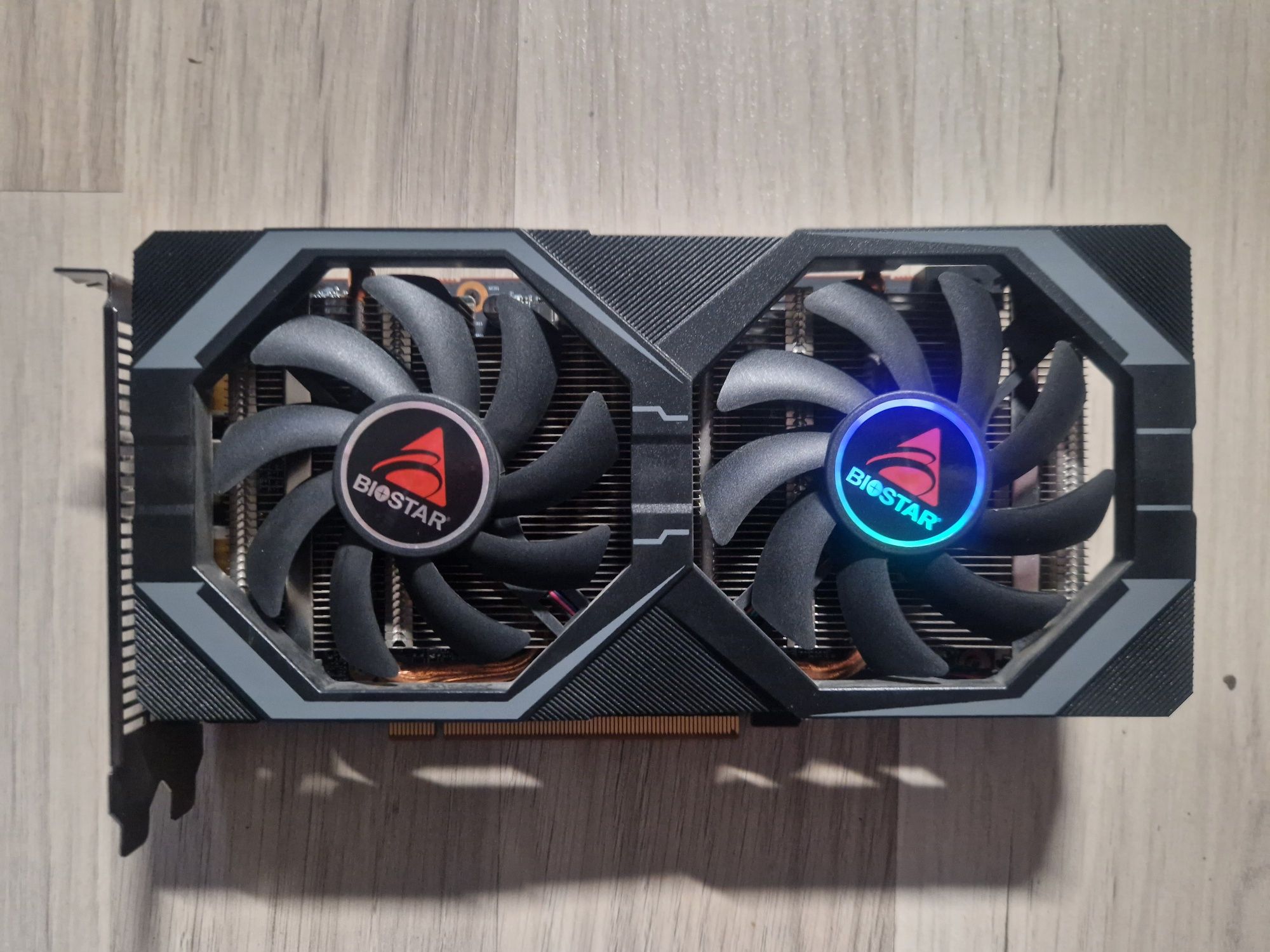 Rx 6600 xt Biostar GAMING Furmark