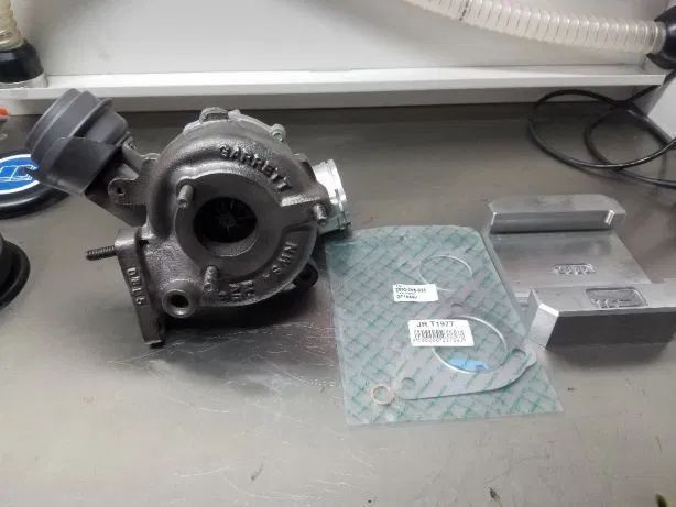 Turbina TurboSprężarka Audi a4 a6 a8 Skoda Volkswagen Passat 2.5 tdi