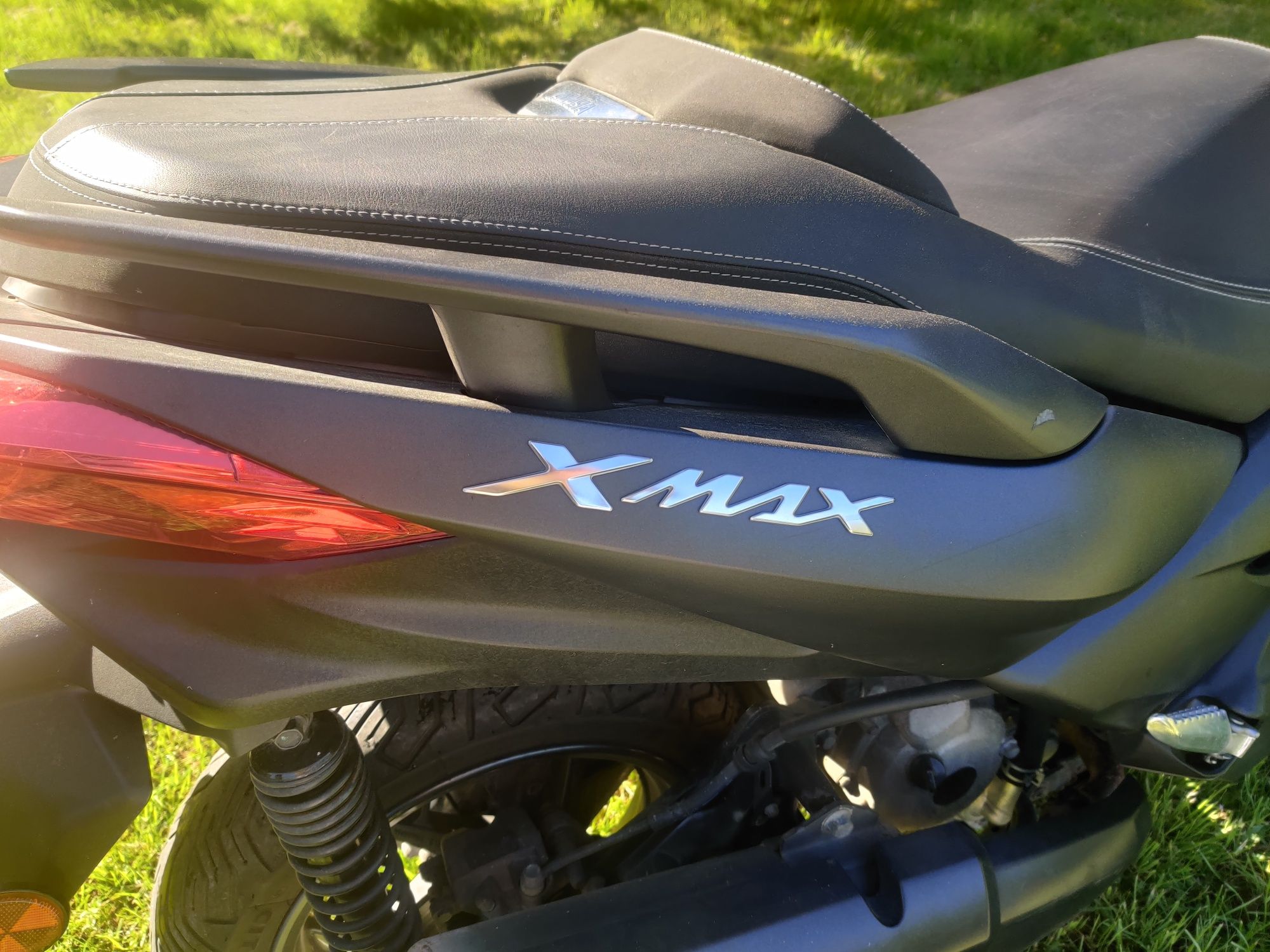 Yamaha x Max 300