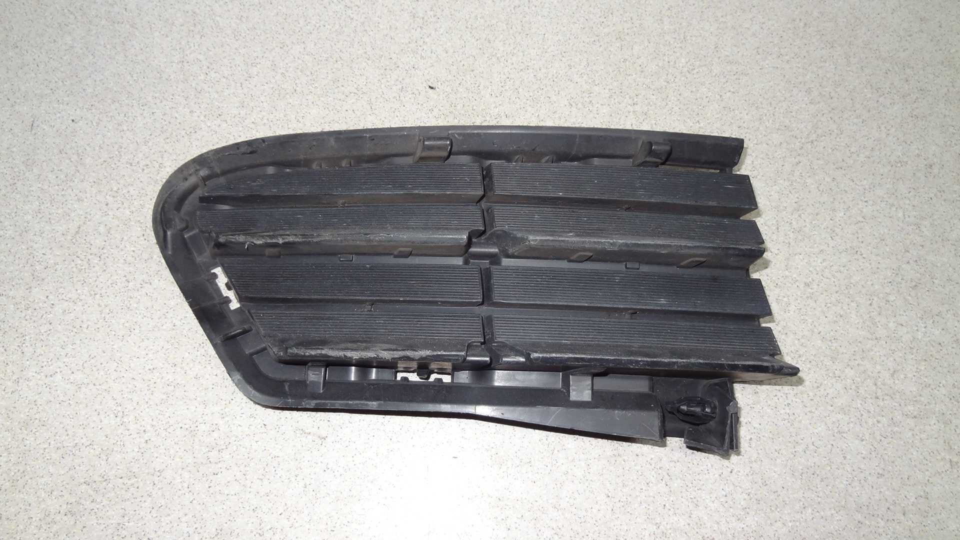 Toyota rav4 IV lift 15-18 kratka zderzaka przód lewa