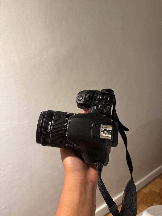 Canon eos 850d+ 18-55mm usada em bom estado